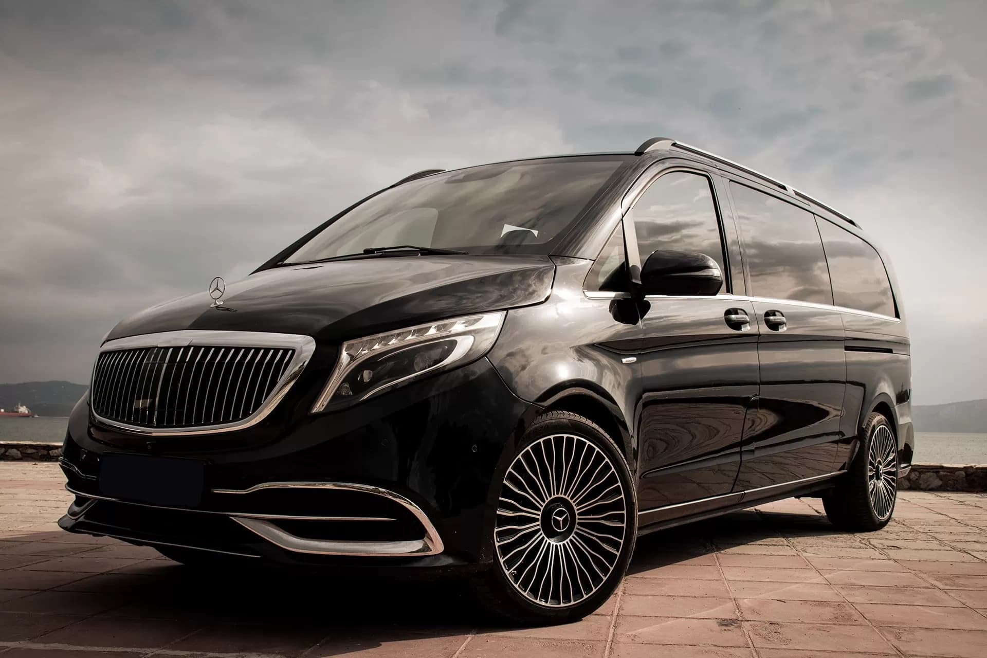 Atlas Vizyon VIP transfer aracı